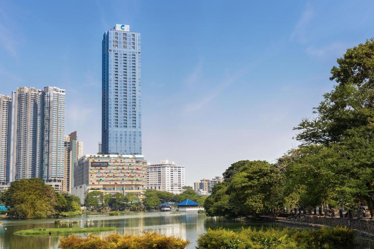 Courtyard By Marriott Colombo Hotel Exterior photo